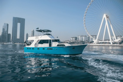 Charter Motorboat Hatteras Vogue Dubai Marina