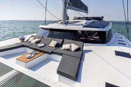 Location Catamaran Fountaine Pajot Aura 51 Saint-Tropez