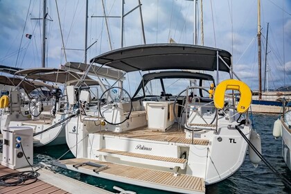 Чартер Парусная яхта Beneteau Oceanis 40.1 Тулон