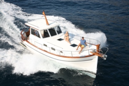 Rental Motorboat Menorquin 120 Mahón