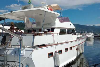 Hire Motor yacht Cabrasmar 60 Pés Guarujá