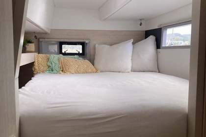 Leopard 43 Powercat Pauline