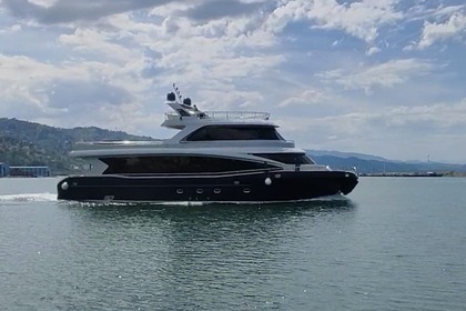 Daily Yacht Rental in Istanbul - Bosphorus Yacht