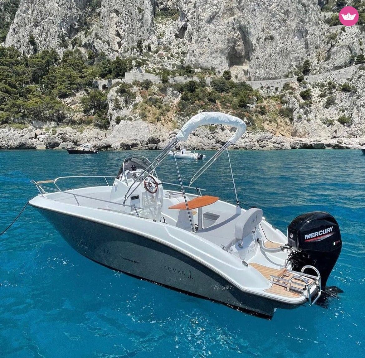 Motorboat romar bermuda