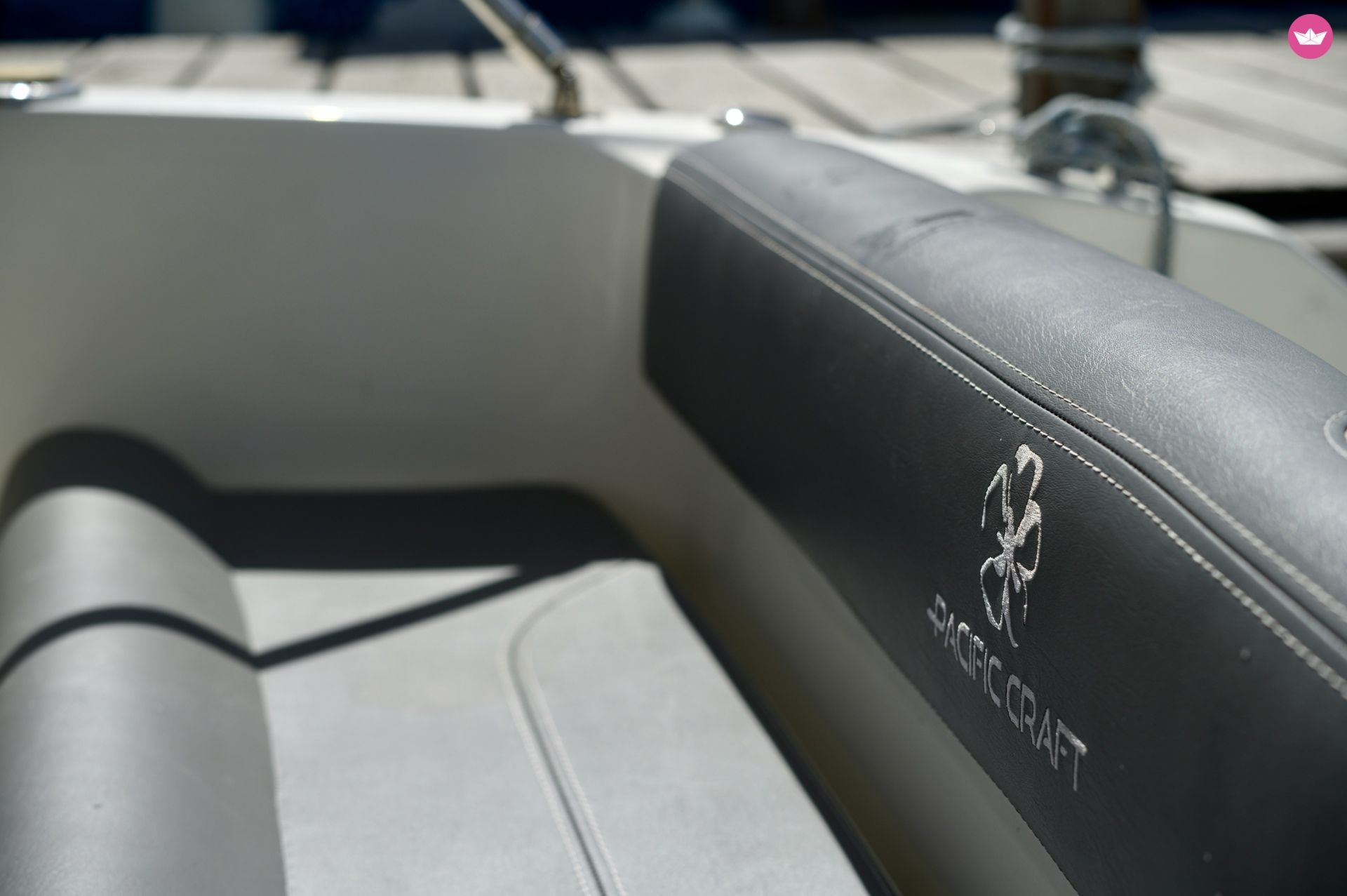 Bateau à moteur Pacific Craft 670 open 200cv 6