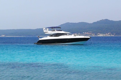 Hire Motor yacht Princess S65 Kaštel Gomilica