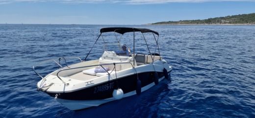 Activ 605 Open 150hp