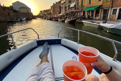 Czarter Łódź motorowa Private boat tour Venice Colibrí Wenecja