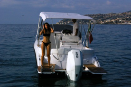 Charter Motorboat MARINELLO CAB 26 Sanremo