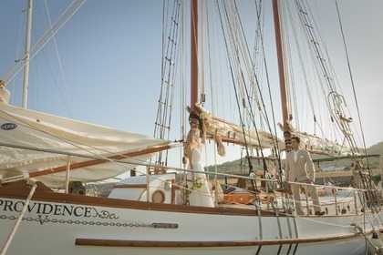 Rental Sailboat Classic Gaff-rigged Schooner Gloucester schooner Airlie Beach