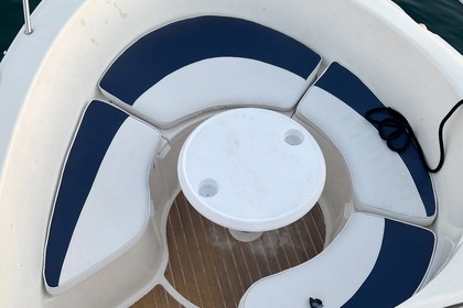 Hire Motorboat Quicksilver 600 Commander Cannes