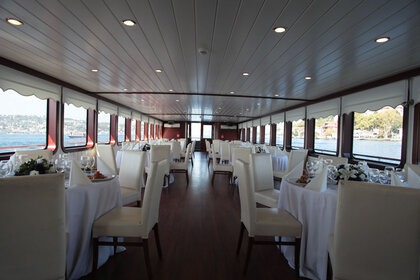 Luxury motor yacht for 120 people B2