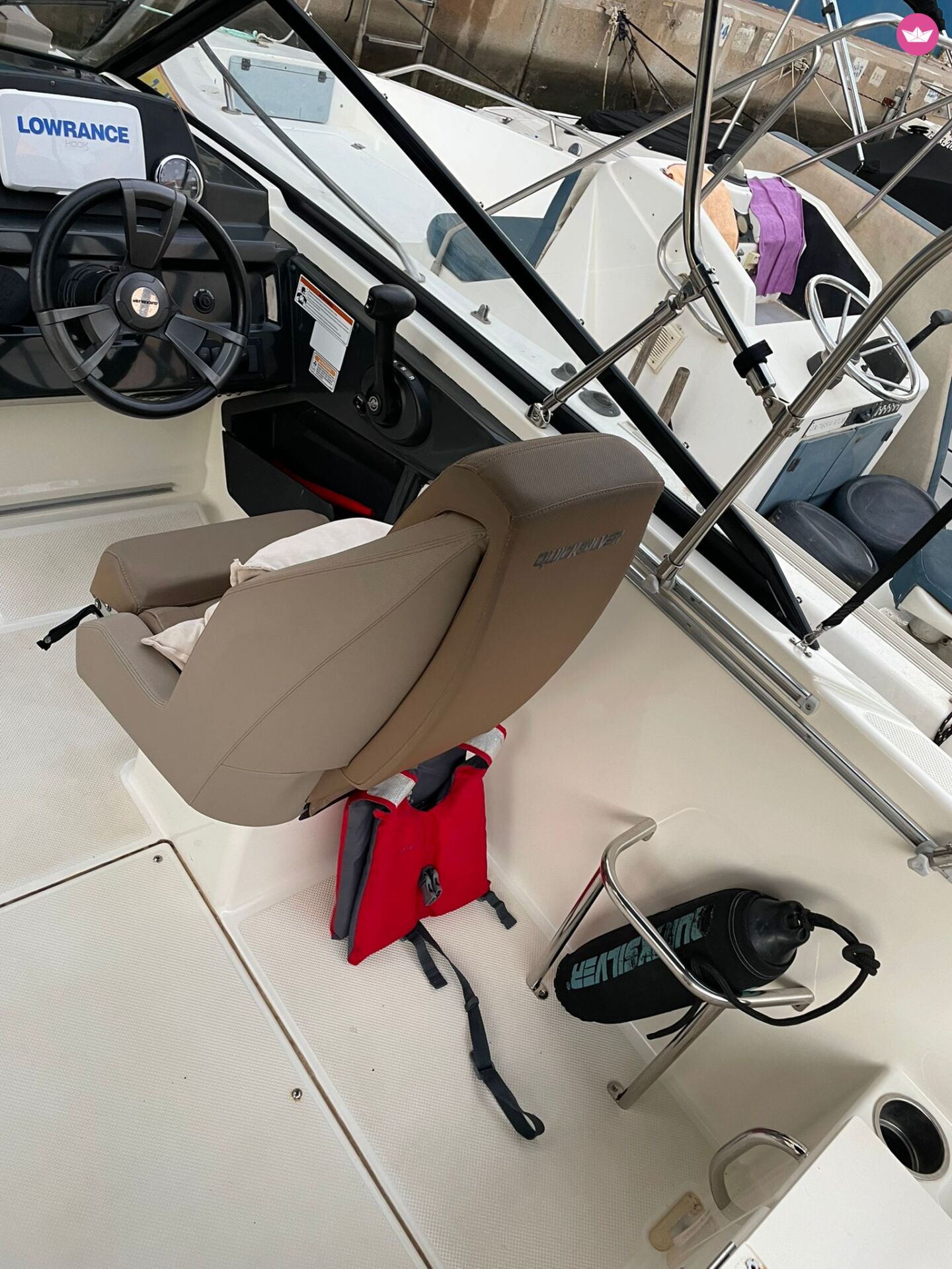 Bateau à moteur Quicksilver 605 Cruiser 115cv 8