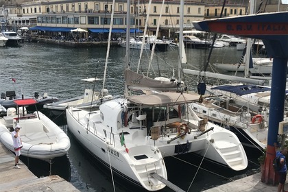 Lagoon 380 z Milazzo (Sycylia): sen Liparyjski