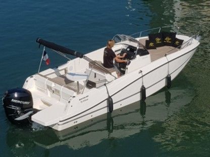 Location Bateau à moteur Quicksilver Activ 755 Open 2017 300 Cv Fréjus