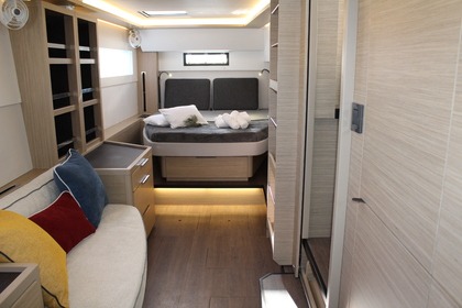 Lagoon 46 CHANGES. Dingy 25 PH FREE!