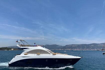 Noleggio Yacht a motore Beneteau Monte Carlo 47 Tolone