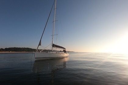 Voilier de croisière X-Yacht X43 au cœur des caraïbes