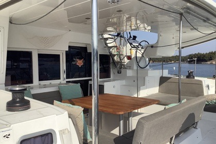 Lagoon 450 S  Fox One