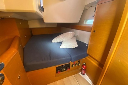 Miete Segelboot  Sun Odyssey 519 Lavrio