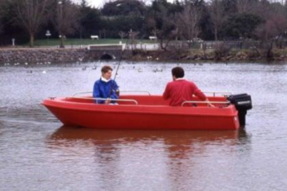 Charter Motorboat Jeanneau Speedmatic (Open) Arradon