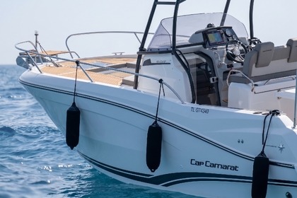 Hyra båt Motorbåt Jeanneau Cap Camarat 9.0 Cc Saint-Raphaël