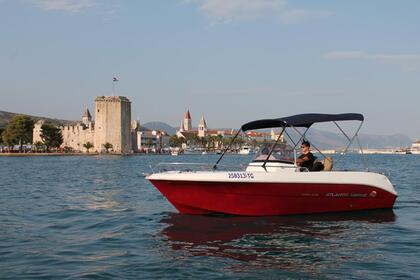 Rental Motorboat Atlantic Marine 625 Trogir