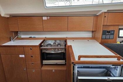 Hyra båt Segelbåt Bavaria Bavaria 42 Cruiser Krk