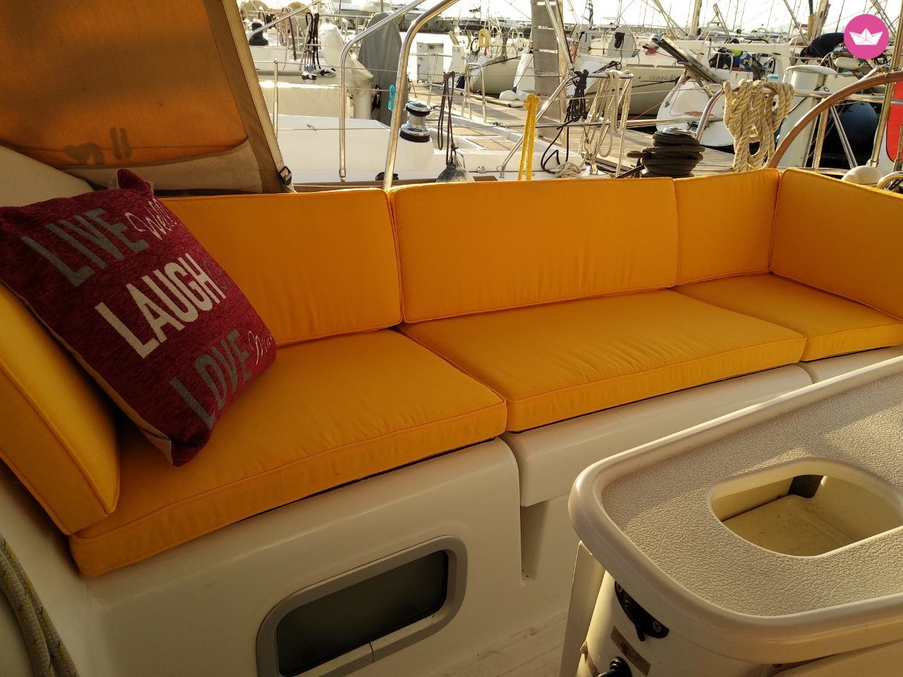 Rental Sailboat Beneteau Cyclades 43.4 Athens