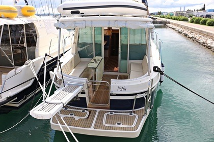 SASA VEKTOR Adria 1002v