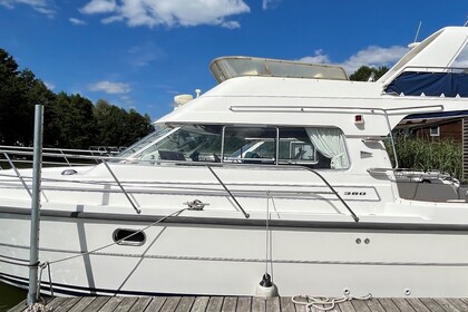 Rental Houseboats Nimbus 380 Carisma Rheinsberg