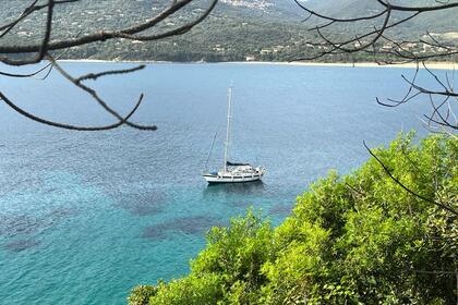 Rental Sailboat Hallberg Rassy 36 MK1 Beaulieu-sur-Mer