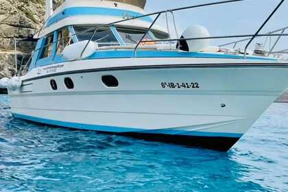 Hire Motorboat Princess 330 Formentera