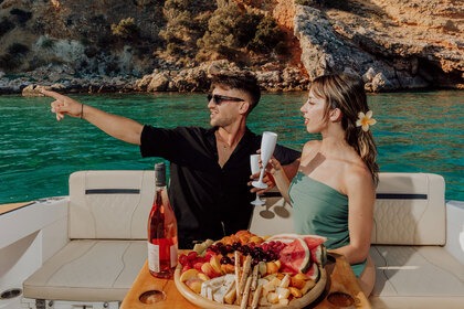 Miete Motorboot Karnic Sl651 Nea Peramos