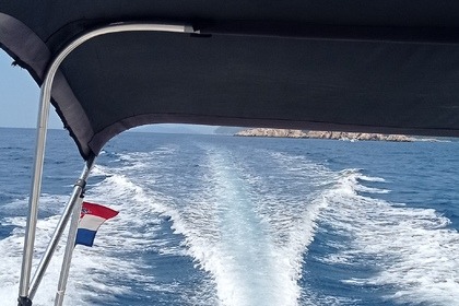 Private boat tour-Elaphiti Islands with drinks included