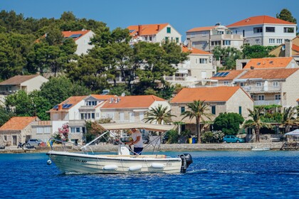 Rental Motorboat Nauticka milja Fortis 505 Lumbarda