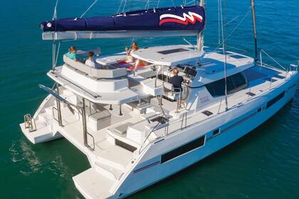 Location Catamaran  Moorings 4500L/10 Nassau