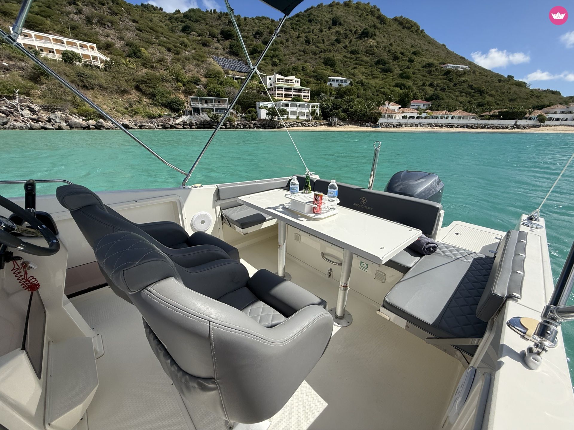 Bateau à moteur Pacific Craft Open 750 225cv 2