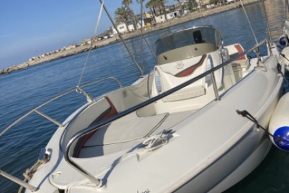 Charter Motorboat Prua al vento Jaguar 6.0 Riva Ligure