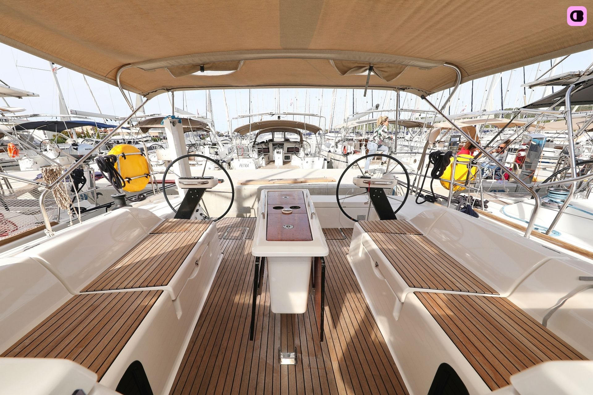 Voilier DUFOUR 430 13.24m 8