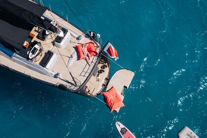 Sailing Yacht FREE AT LAST