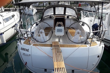 Charter Sailboat BAVARIA 37 CRUISER ''Eirene'' Zadar