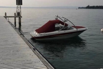 Hire Motorboat Bayliner Capri Lausanne