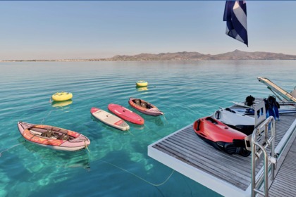 Christal Mio - Fountaine Pajot Power 67