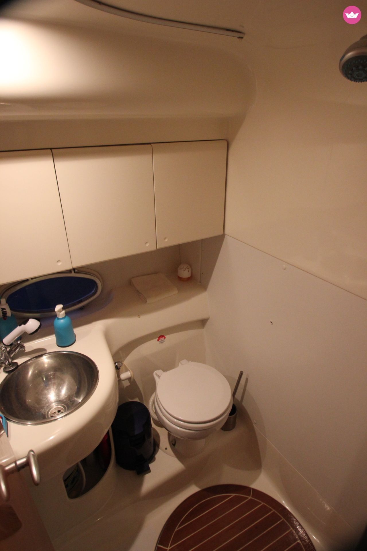 Charter Motorboat Cranchi Zaffiro 34 Athens