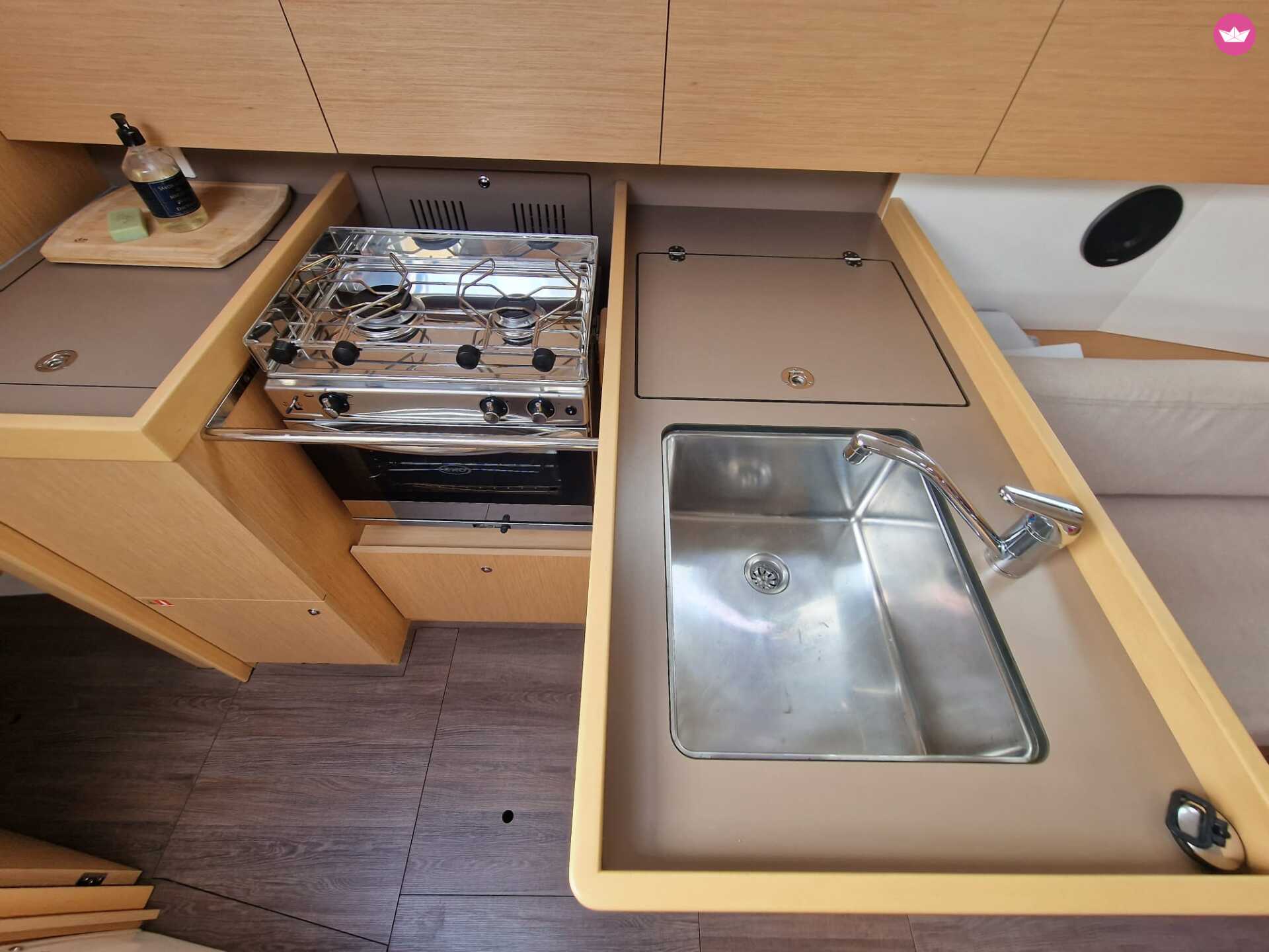Voilier Beneteau Oceanis 38.1 11.15m 4