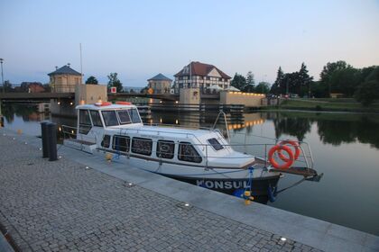 River Cruiser 39 - czarter barki na Pętli Żuławskiej i Kanale Elbląskim