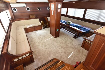 Luxury Gulet Charter in Fethiye – 20-Person Capacity