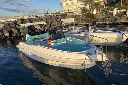 Hyra båt Motorbåt Blumax Open23 Taormina