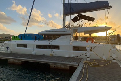 Hire Catamaran Lagoon-Bénéteau Lagoon 50 - 6 + 2 cab. Tortola